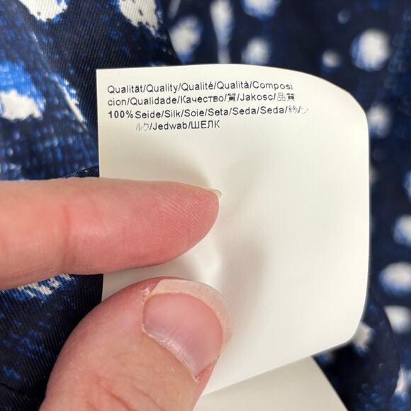 BOSS Inkara Blouse Blue white dots size US 2 Silk office career quiet luxury - Picture 10 of 11